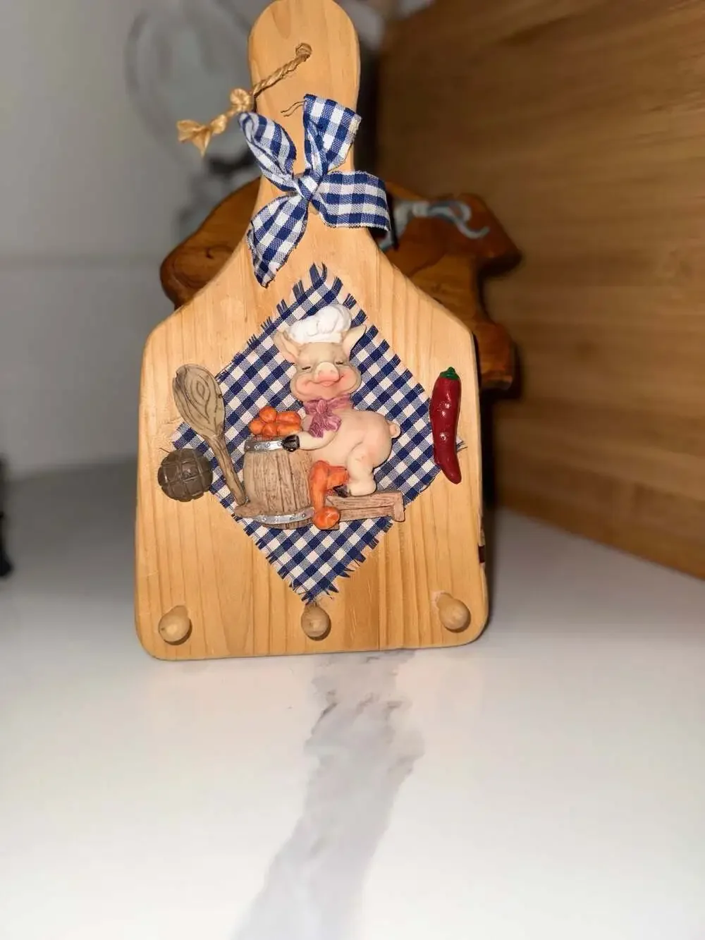 Vintage Decorative Wooden Chopping Board Wall Hanging With Chef Pig